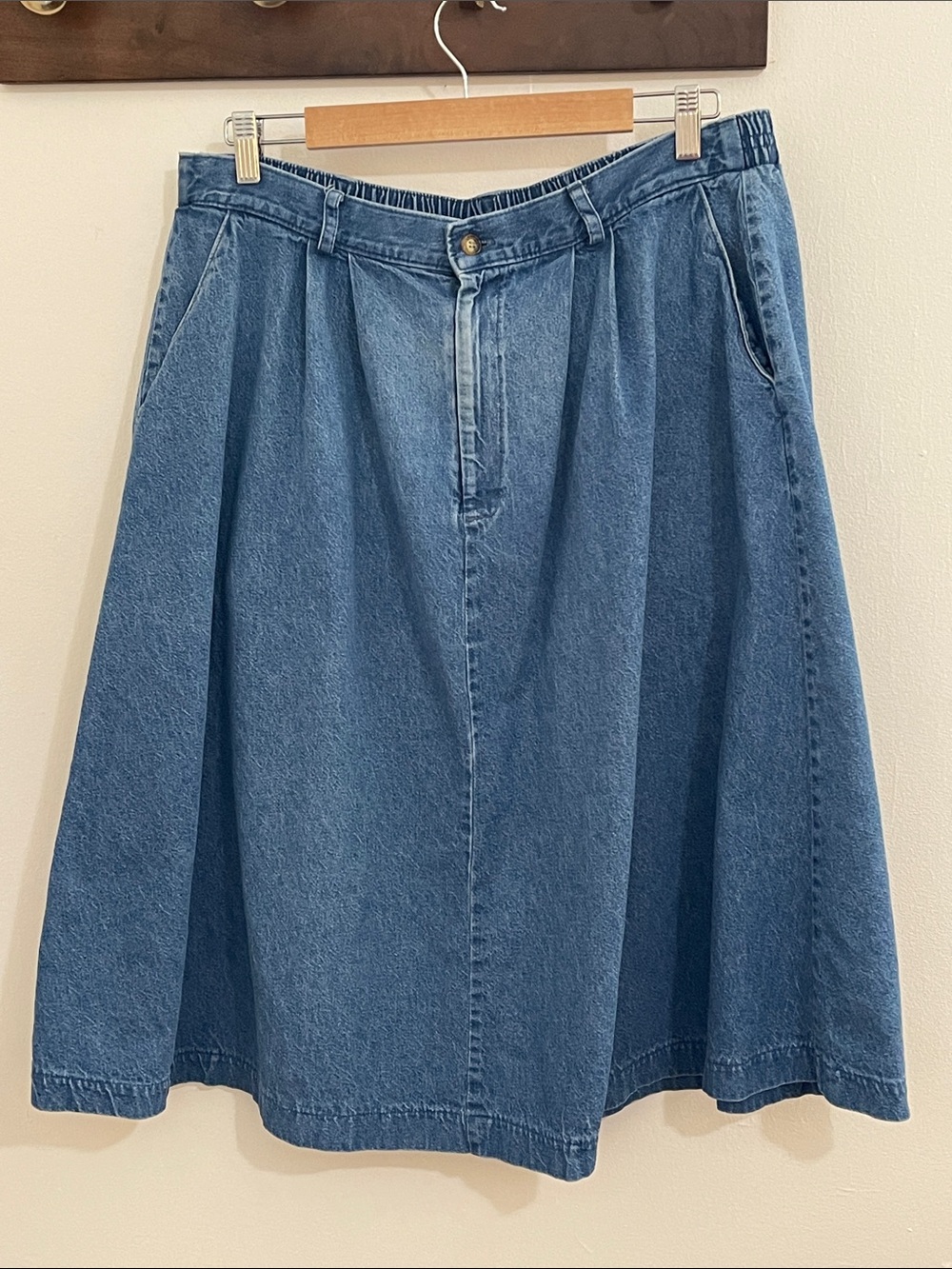 Vintage 90s Orvis Denim Midi Skirt 14P Pleated Elastic Waist Cottagecore